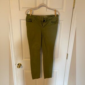 Old navy rockstar skinny jeans mid-rise size 10